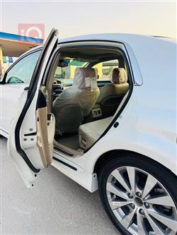 تويوتا أفالون